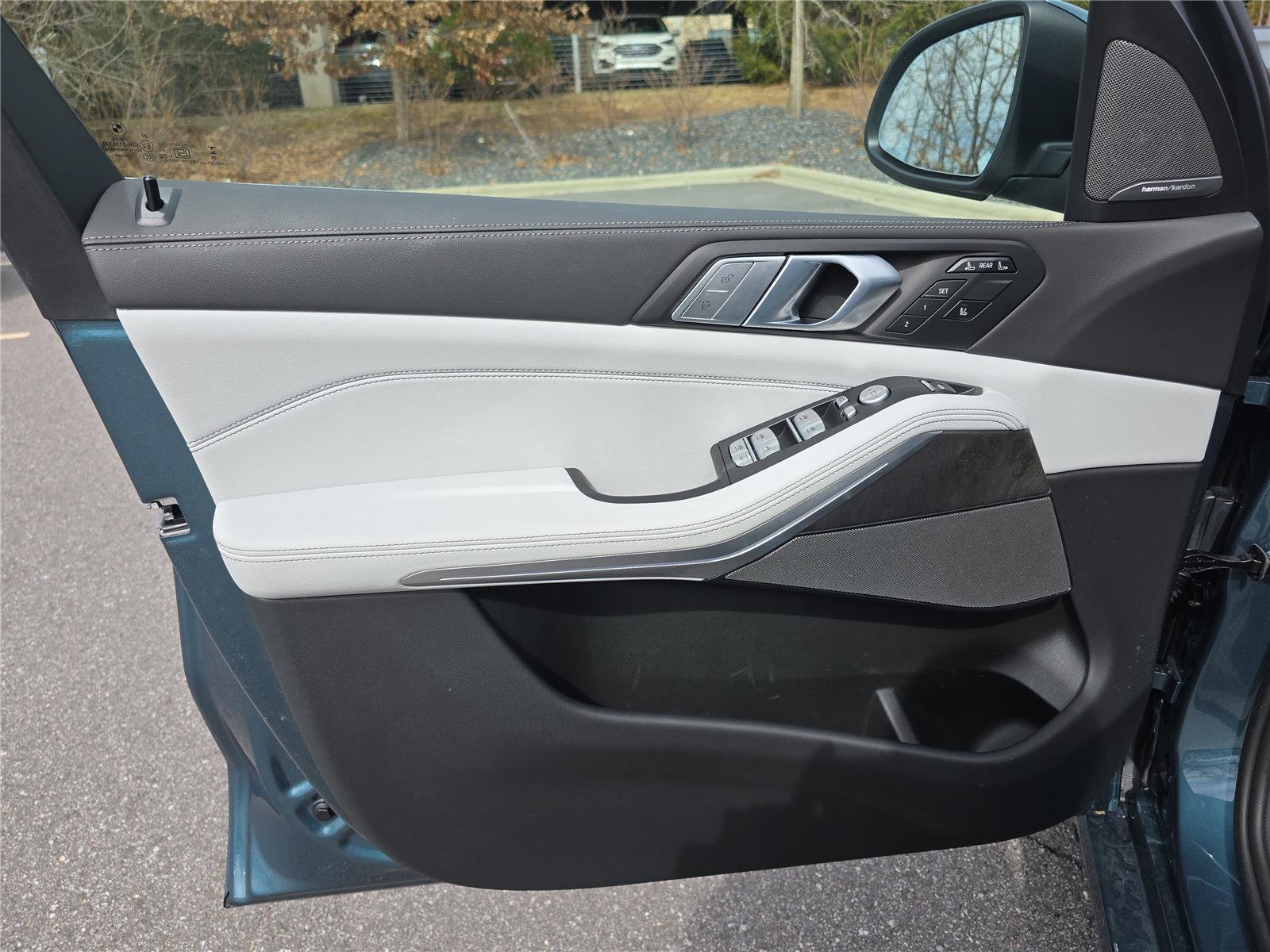 2026 BMW X7 40i - Photo 19