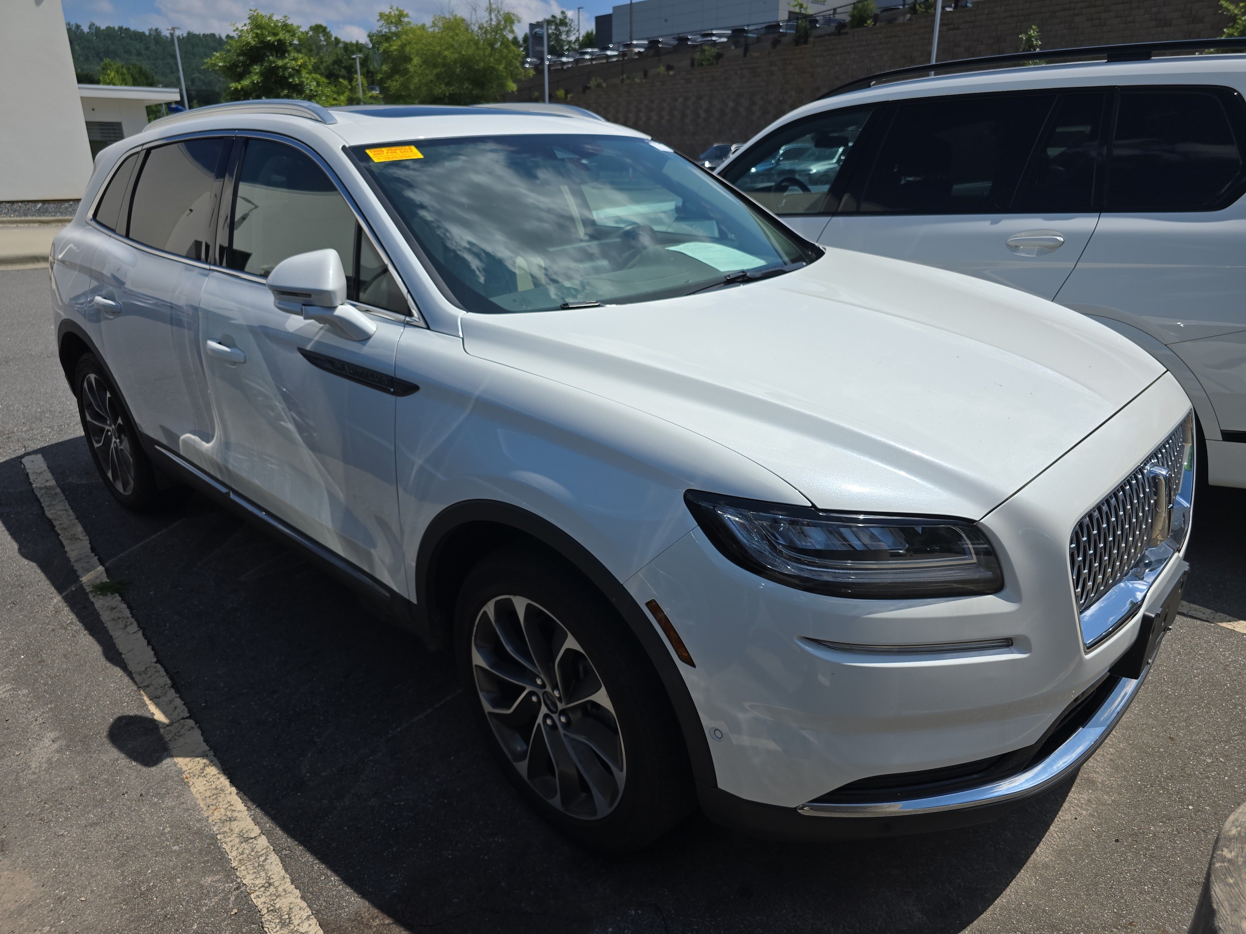 2023 Lincoln Nautilus Reserve AWD's photo
