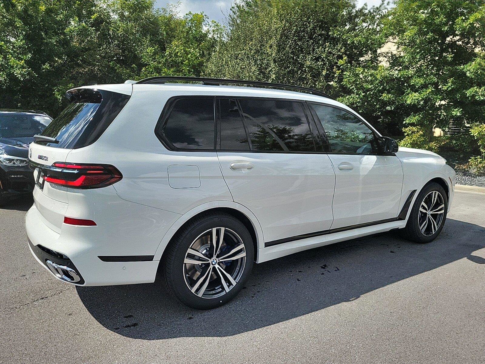 2025 Bmw X7 photo 3