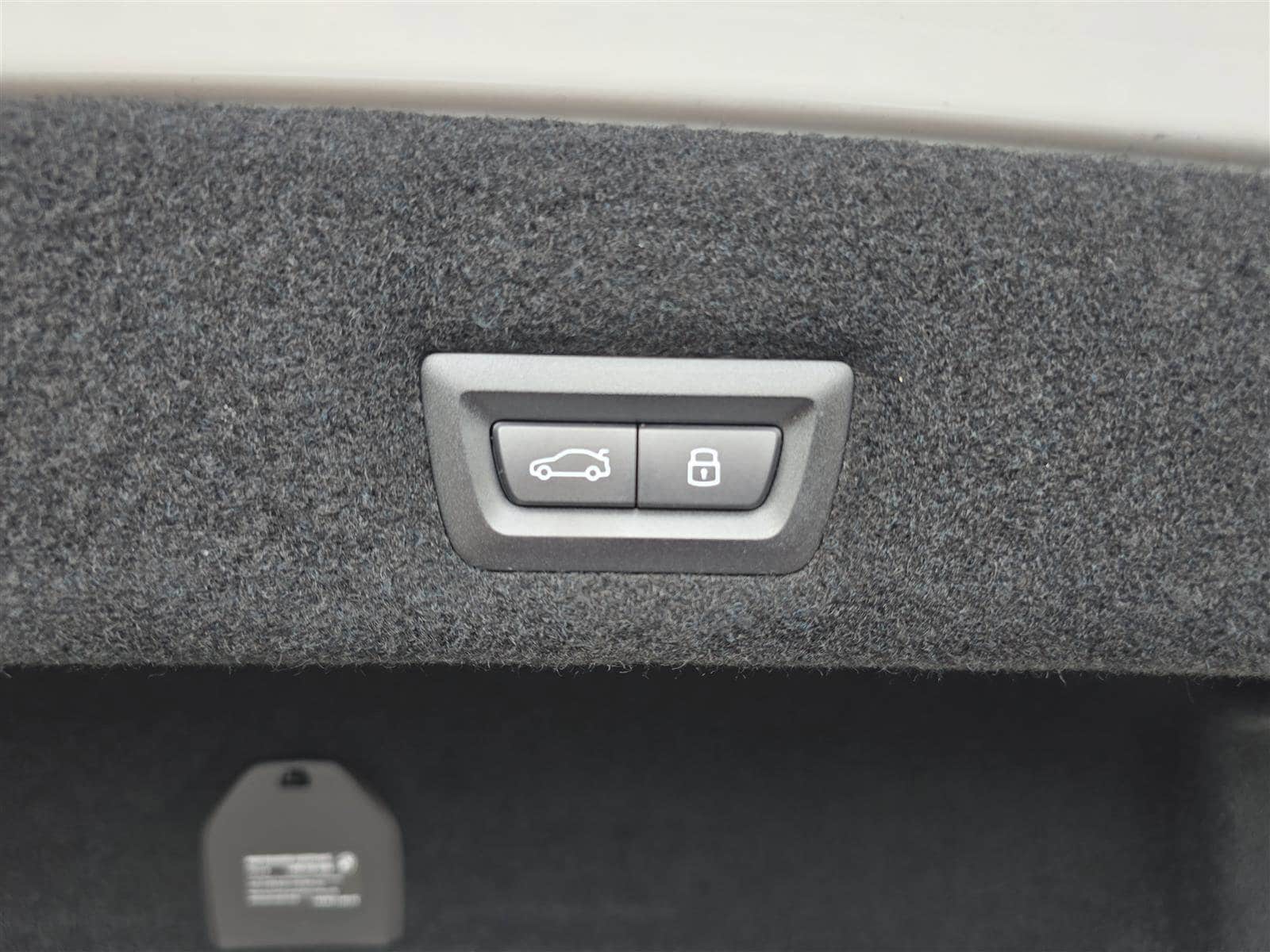 2025 BMW i7 50 - Photo 6