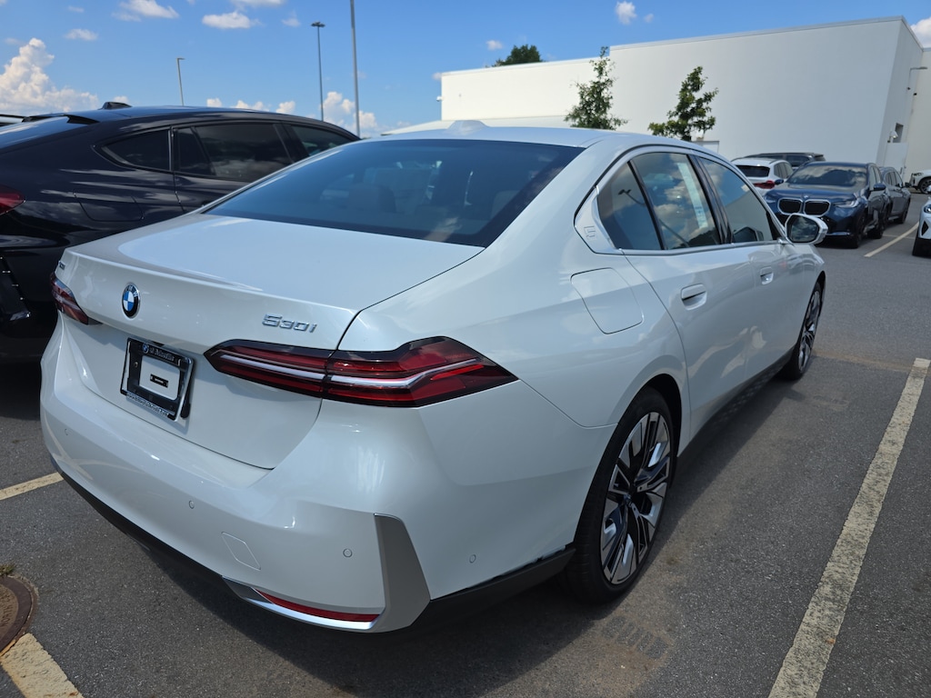 New 2027 BMW 530i Sedan