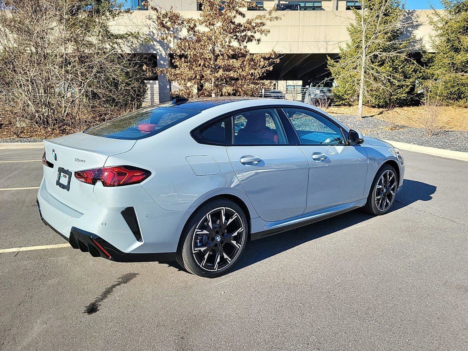 2025 Bmw 228i Coupe photo 3