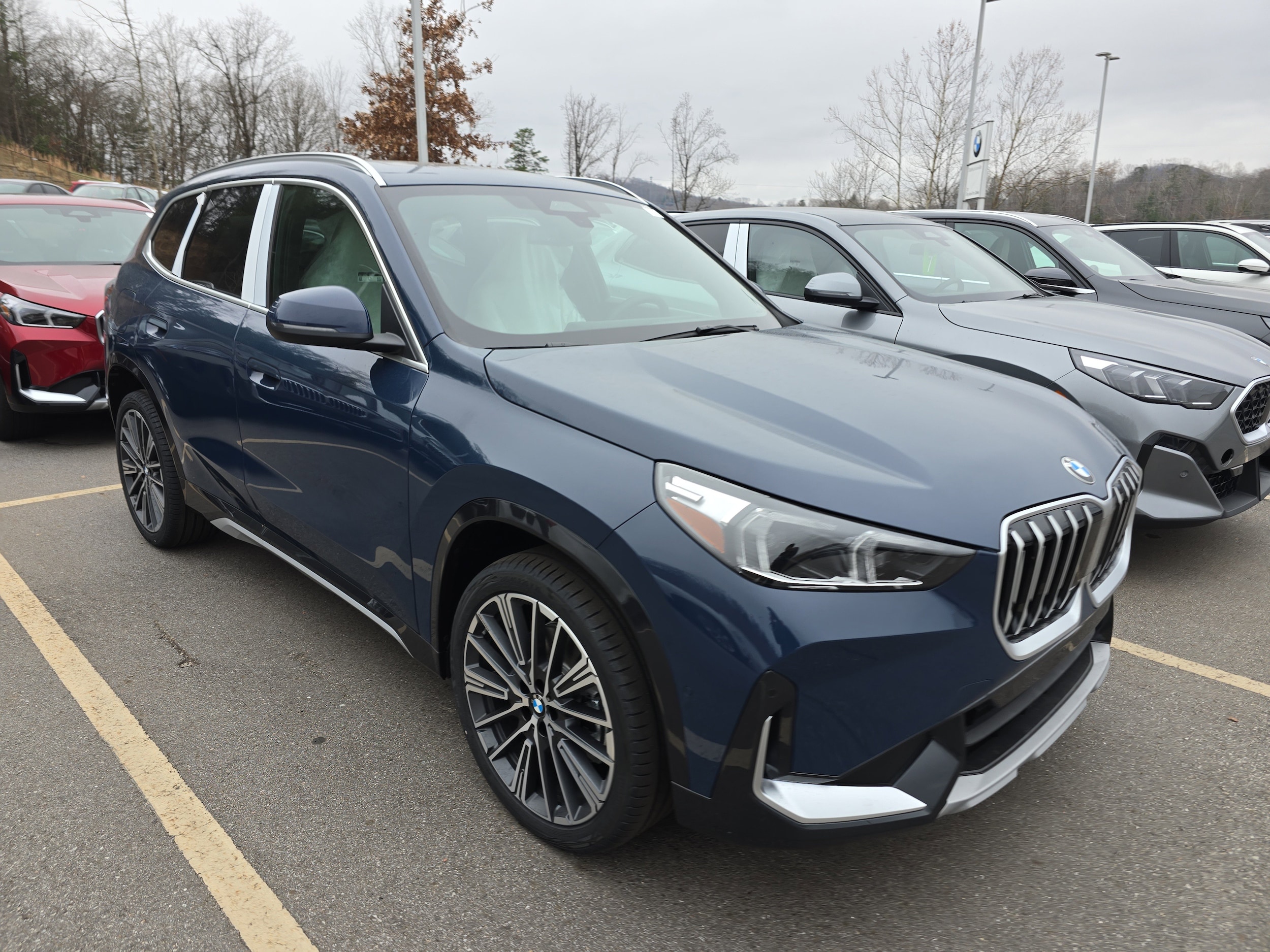 2026 BMW X1 28i's photo