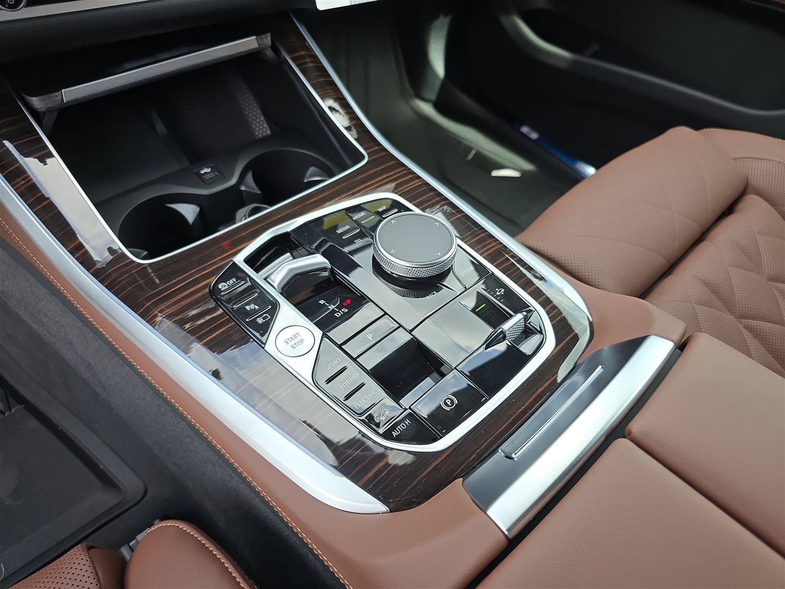 2026 BMW X5 50e - Photo 32