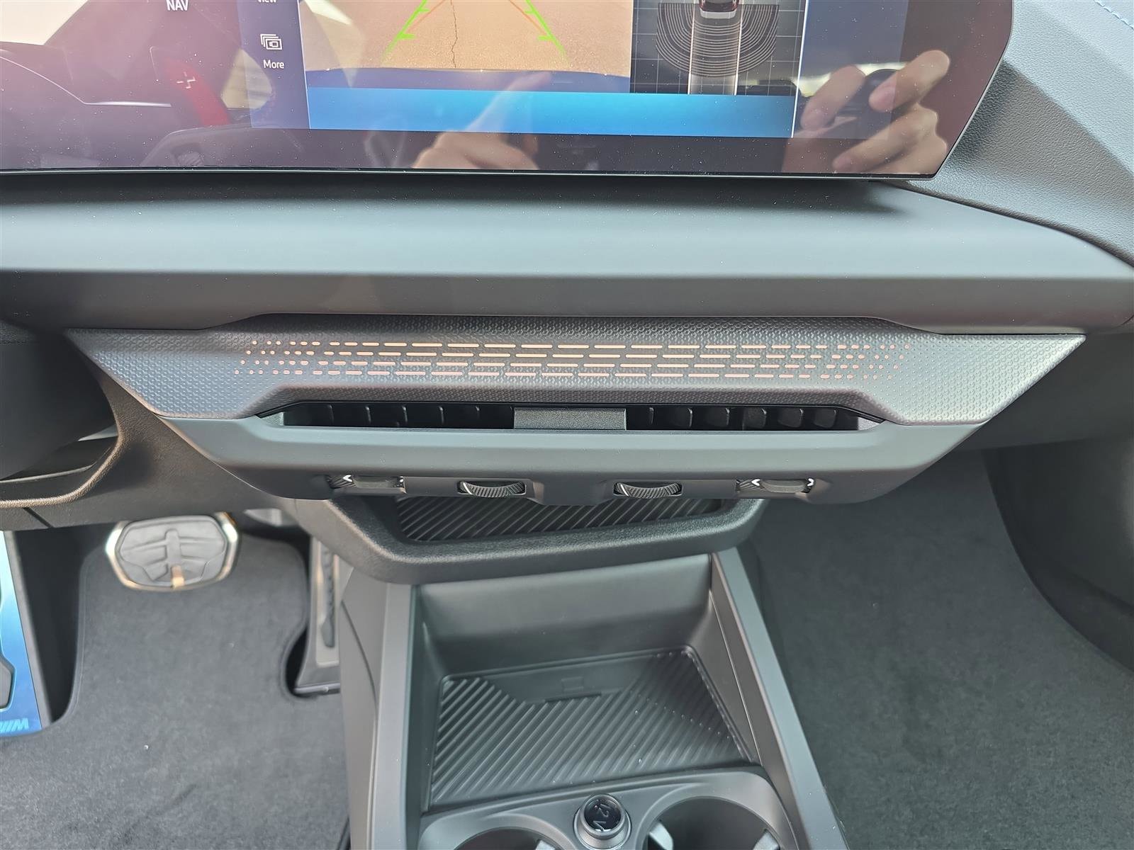 2025 BMW 2 Series M235 - Photo 29