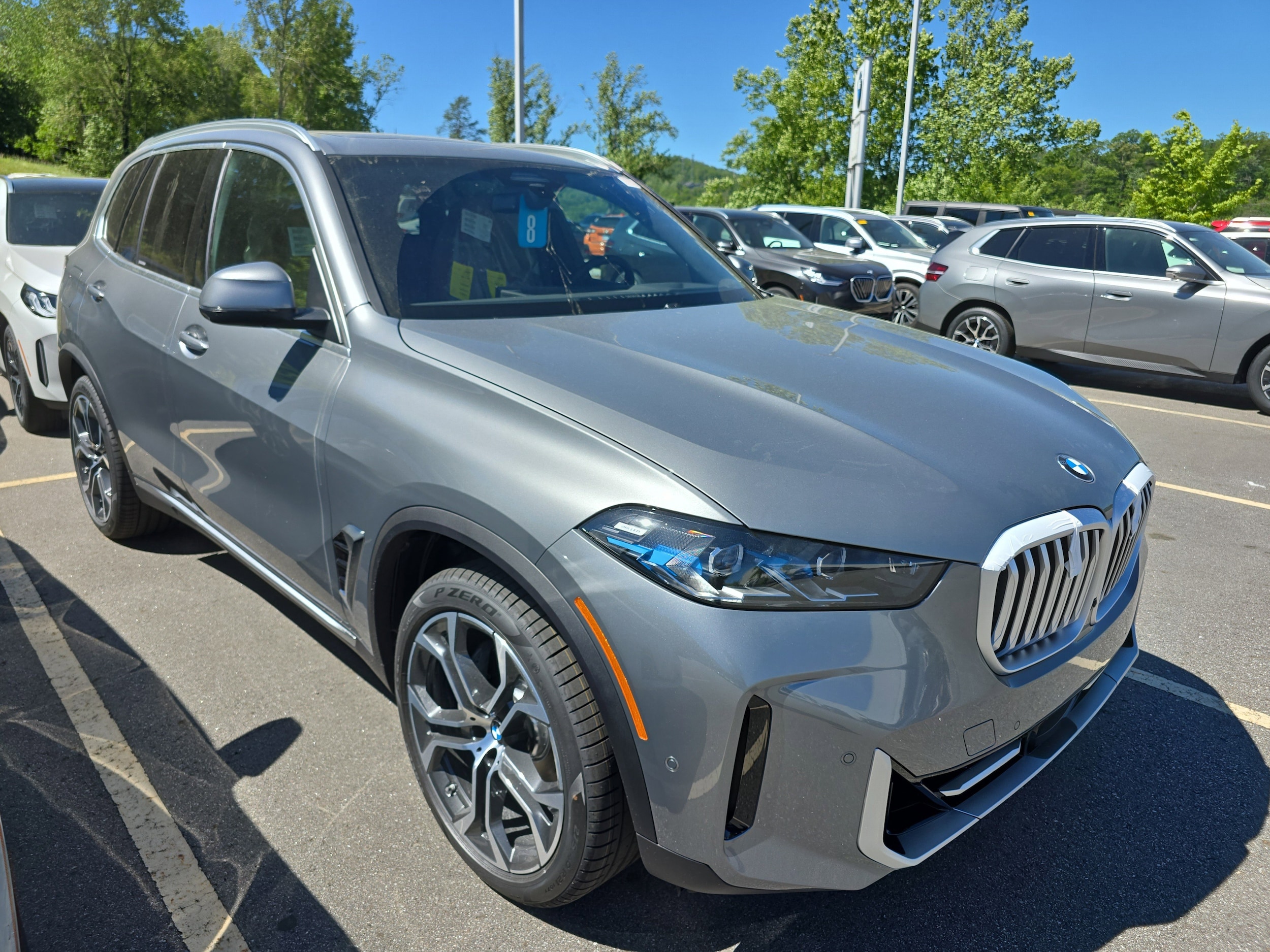 2026 BMW X5 xDrive40i's photo