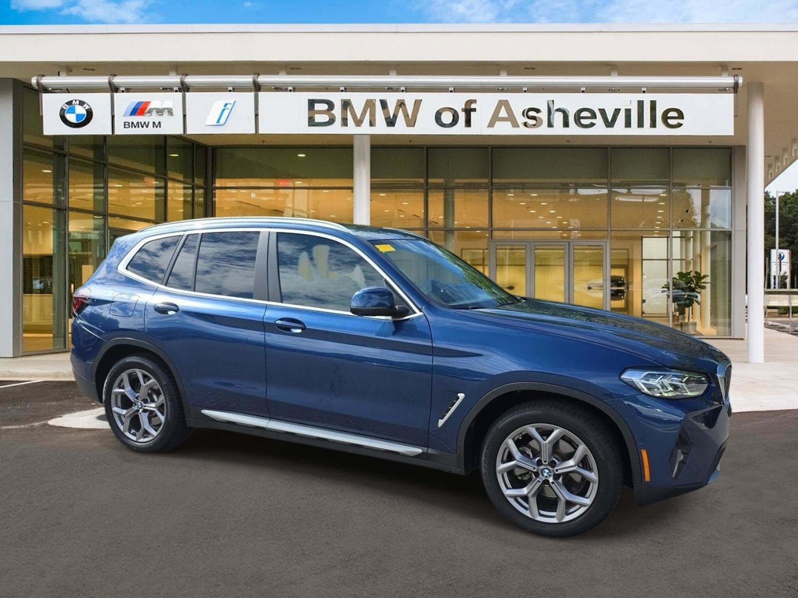 2023 BMW X3 30i