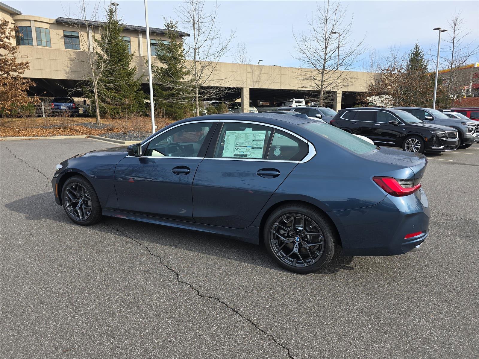 View vehicle photo 5