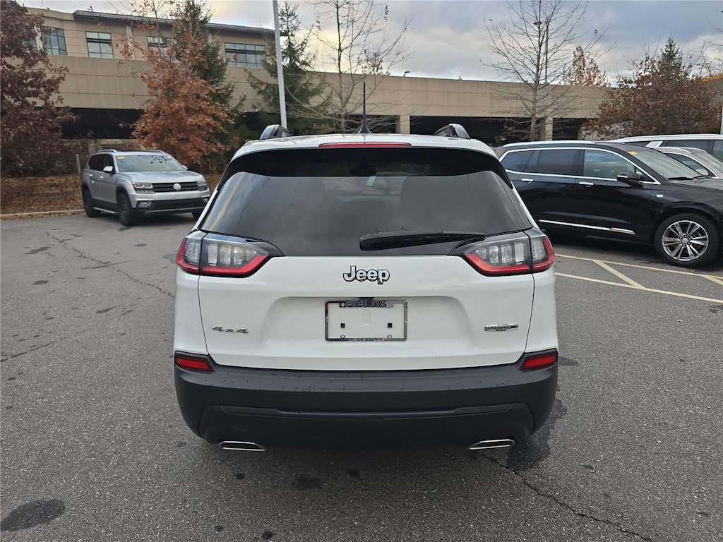 Used 2022 Jeep Cherokee Latitude Lux SUV