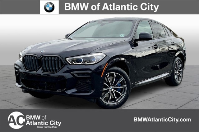 2022 BMW X6 M50i's photo