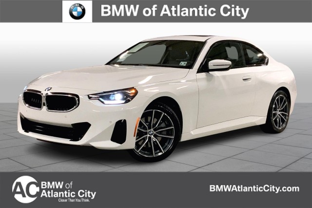 2023 BMW 2 Series 230i's photo