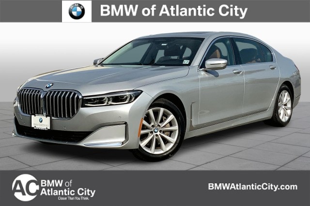 2020 BMW 7 Series 740i's photo