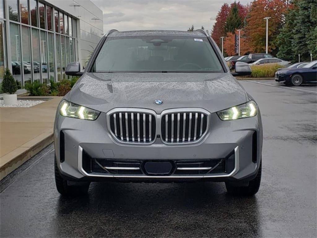 New 2026 BMW X5 xDrive40i SUV