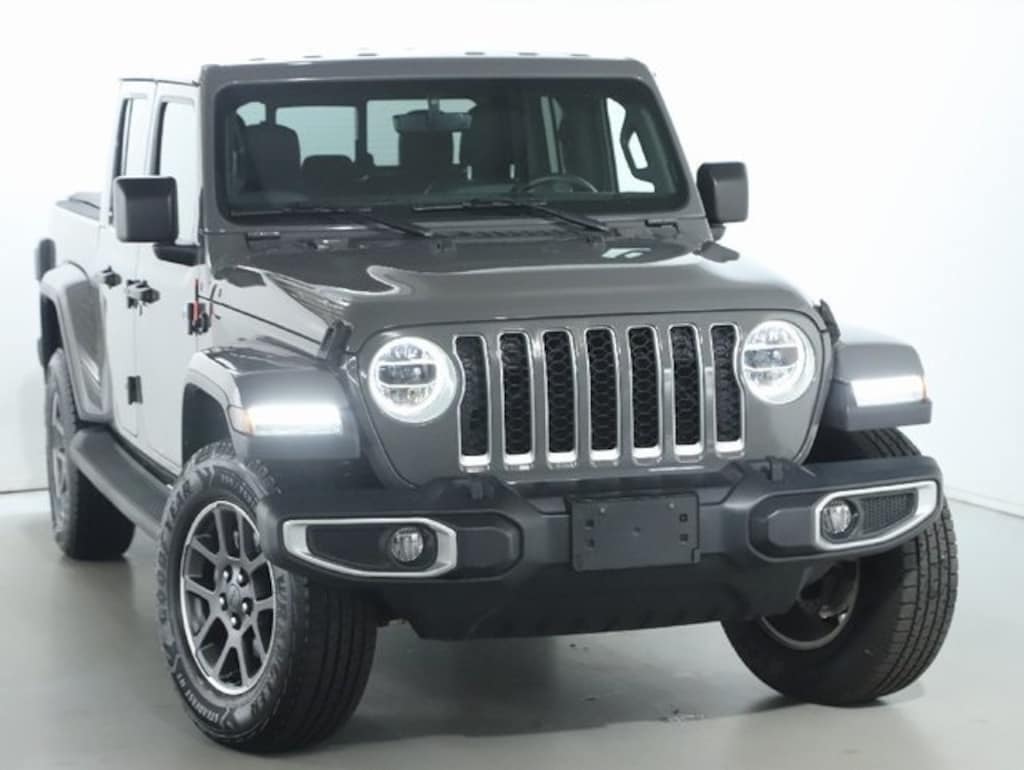 Used 2020 Jeep Gladiator Overland Truck Crew Cab