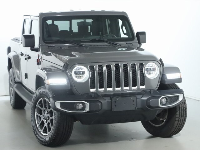 2020 Jeep Gladiator Overland photo 2