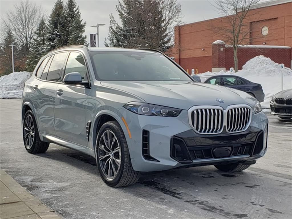 New 2026 BMW X5 PHEV xDrive50e SUV