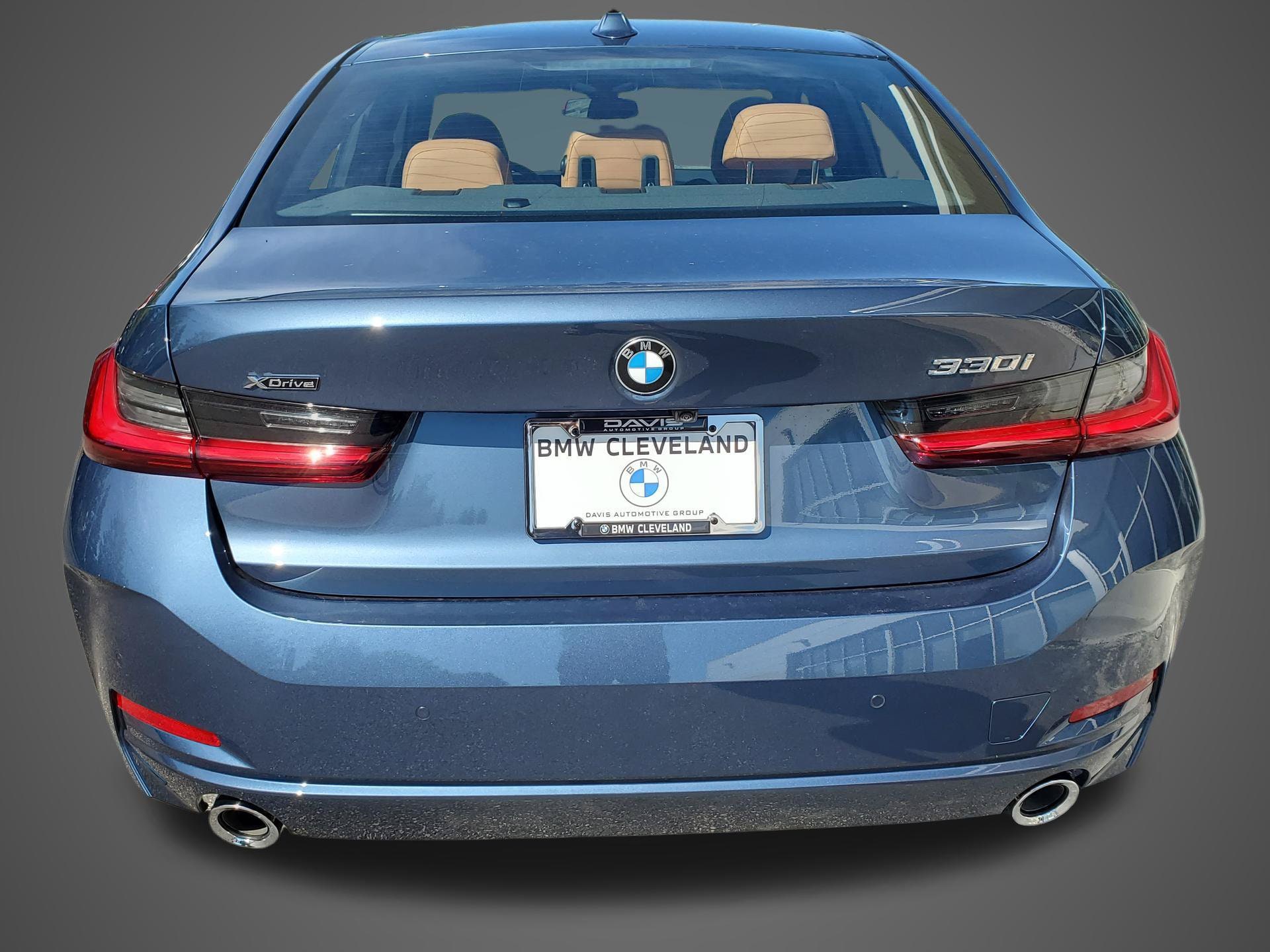 2026 BMW 3 Series 330i - Photo 7