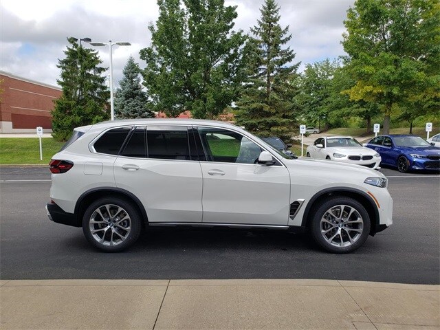 2026 Bmw X5 xDrive40i photo 3