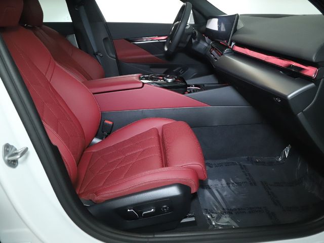 2025 BMW i5 40 - Photo 35