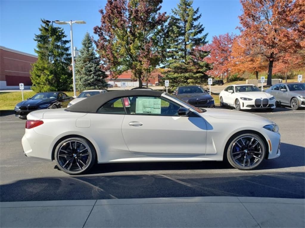 New 2026 BMW M440i xDrive Convertible