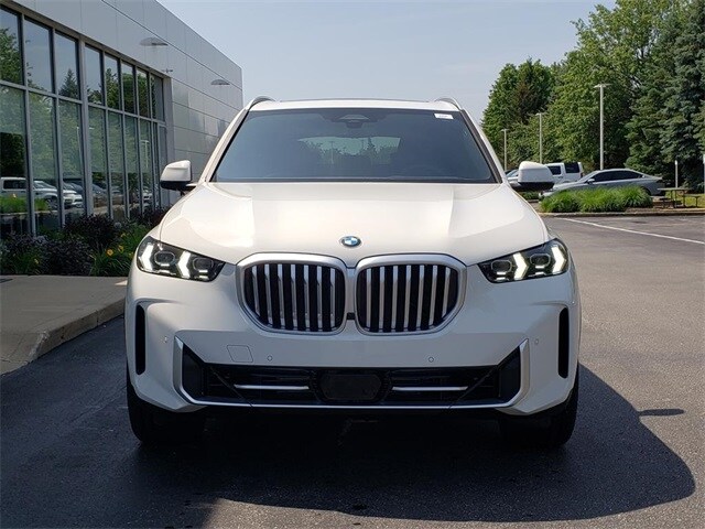 2026 Bmw X5 xDrive40i photo 2