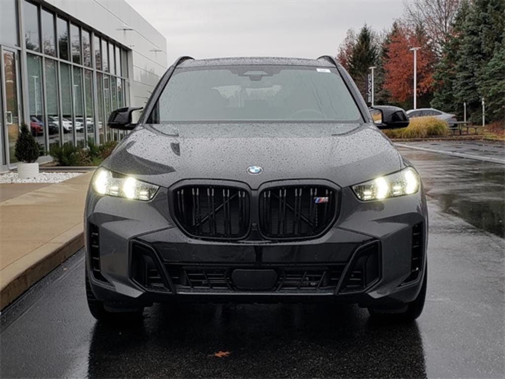 New 2026 BMW X5 M60i SUV