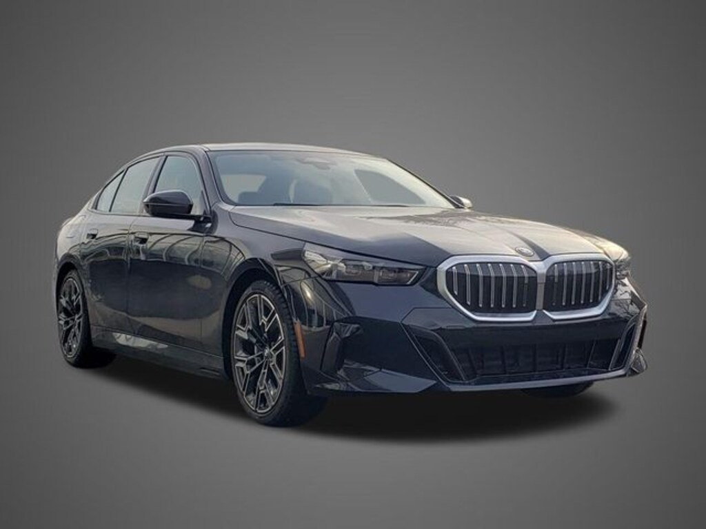 New 2026 BMW 550e xDrive Sedan