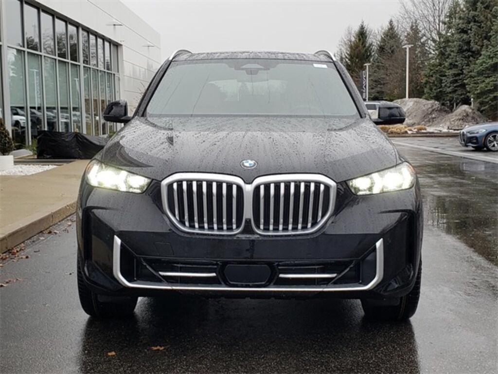 New 2026 BMW X5 xDrive40i SUV