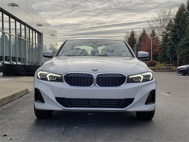 2026 Bmw 330i xDrive photo 2