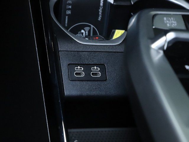 2025 BMW X1 28i - Photo 33