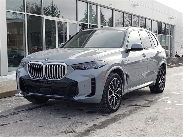 2026 BMW X5 50e's photo
