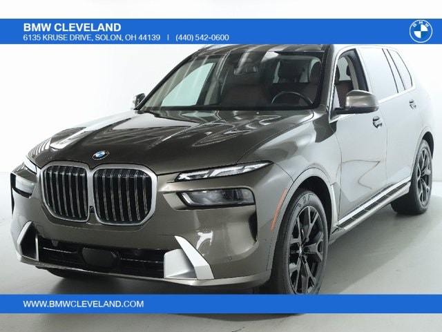 2023 BMW X7 SUV 