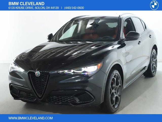 2024 Alfa Romeo Stelvio Veloce's photo