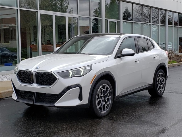 2025 BMW X2 xDrive28i