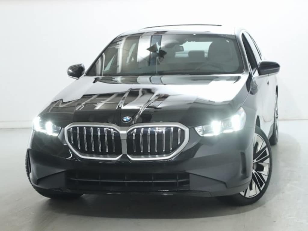Certified 2025 BMW 530i xDrive Sedan