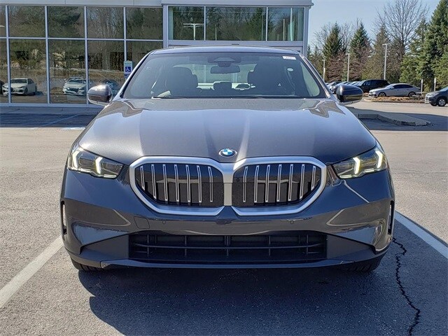 2025 Bmw 530i xDrive photo 2