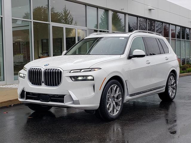 2026 BMW X7 40i's photo