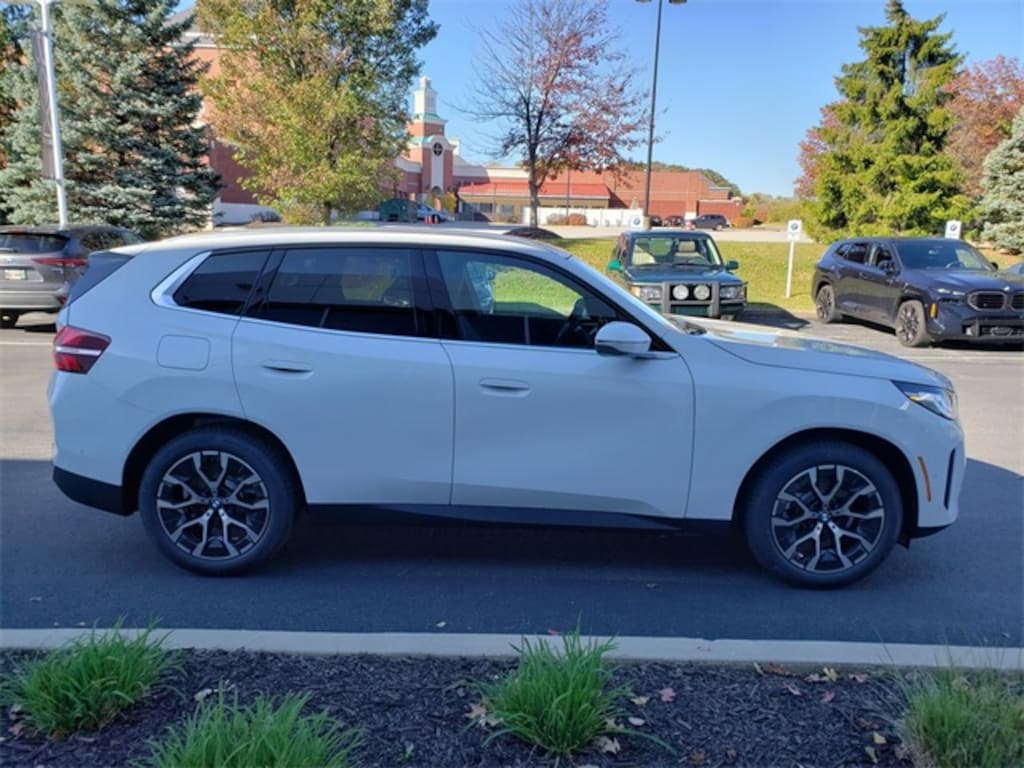 New 2026 BMW X3 30 xDrive SUV