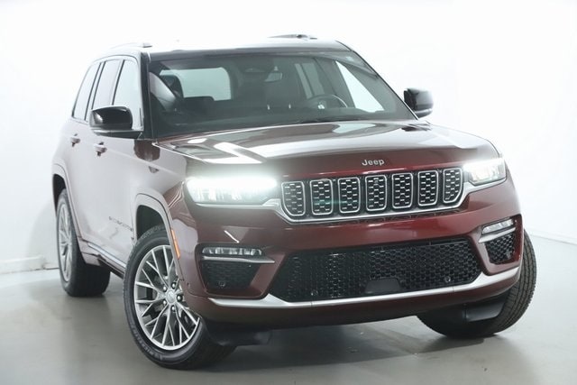 Used 2022 Jeep Grand Cherokee Summit with VIN 1C4RJHETXN8550613 for sale in Solon, OH