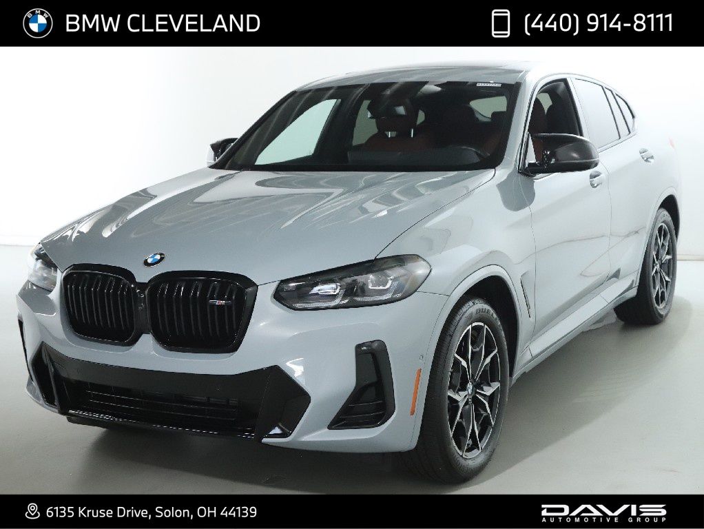 2024 BMW X4 M40i's photo