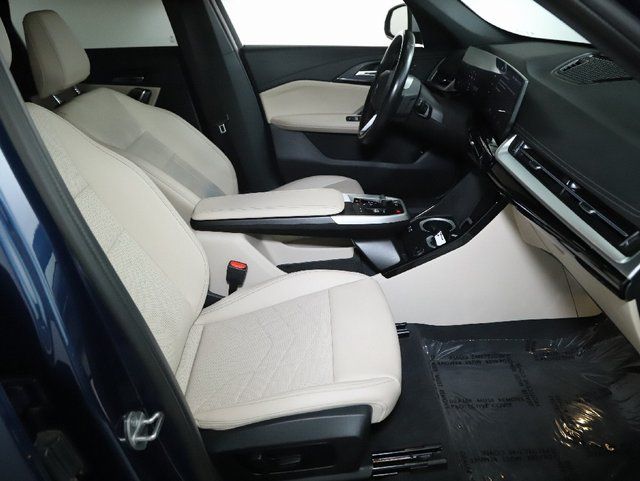 2023 BMW X1 28i - Photo 35