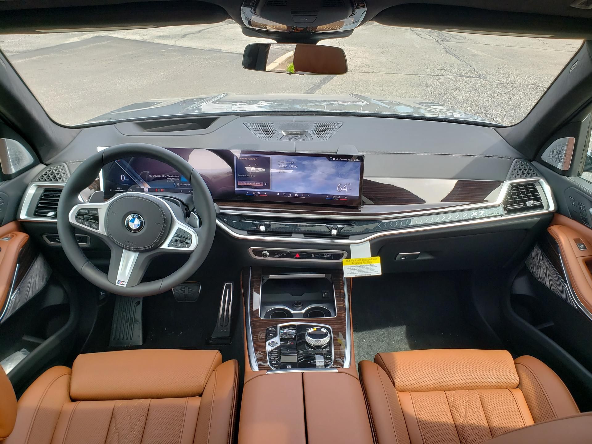 2027 BMW X7 40i - Photo 13