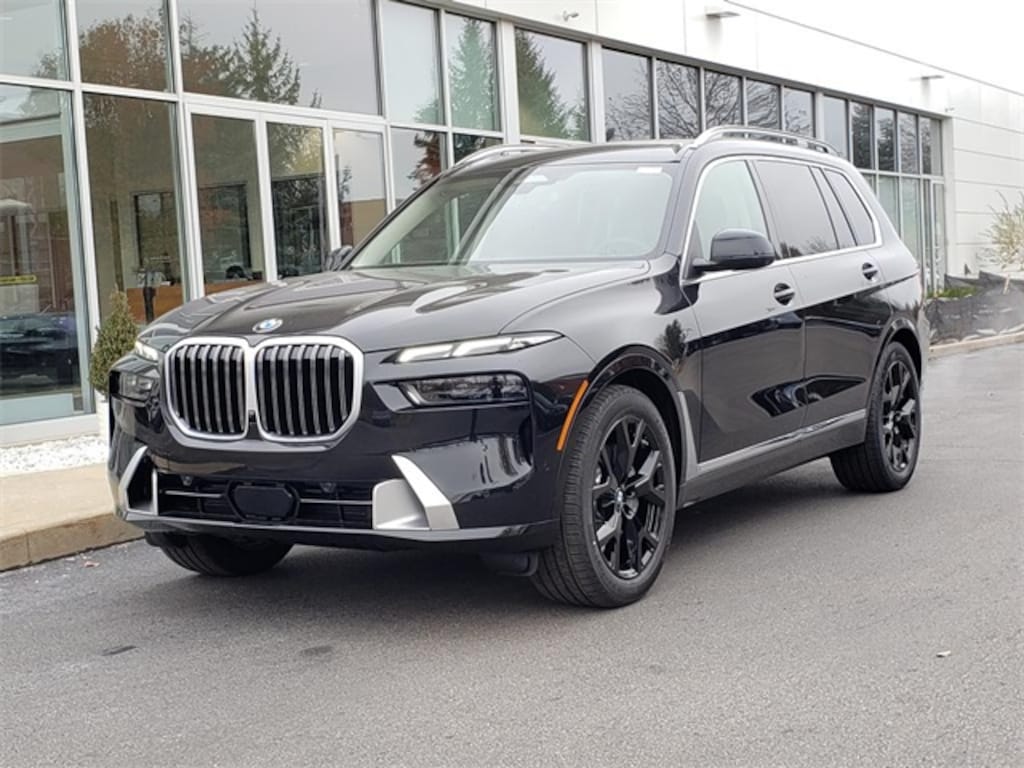 New 2026 BMW X7 xDrive40i SUV
