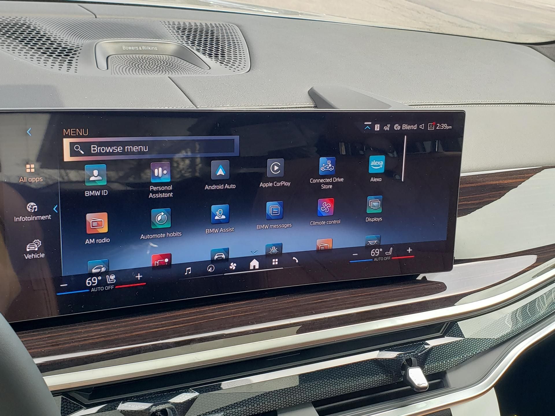 2027 BMW X7 40i - Photo 24