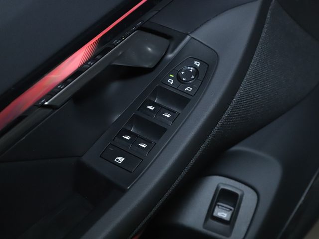 2025 BMW i5 40 - Photo 18