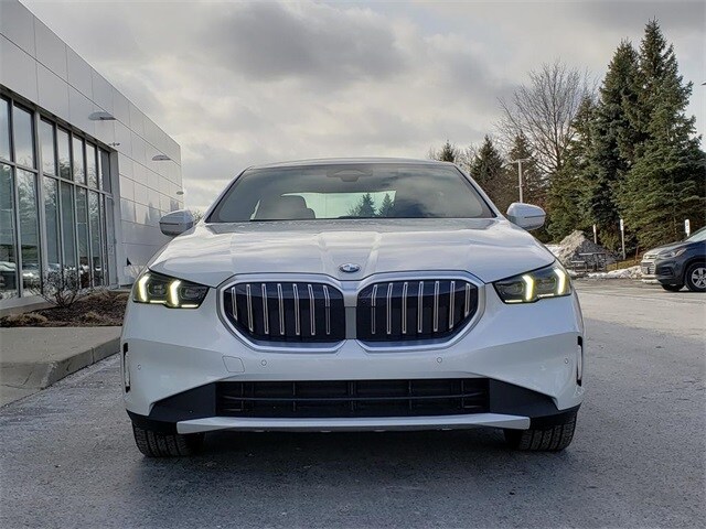 2025 Bmw 530i xDrive photo 2