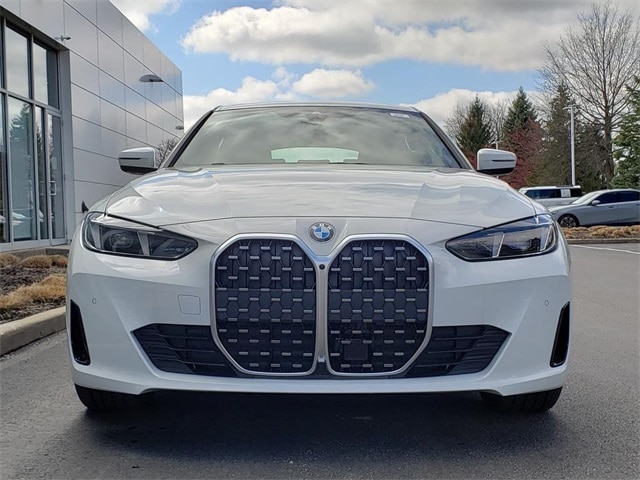 Used 2025 BMW 4 Series 430i with VIN WBA33FB01SFU74492 for sale in Solon, OH