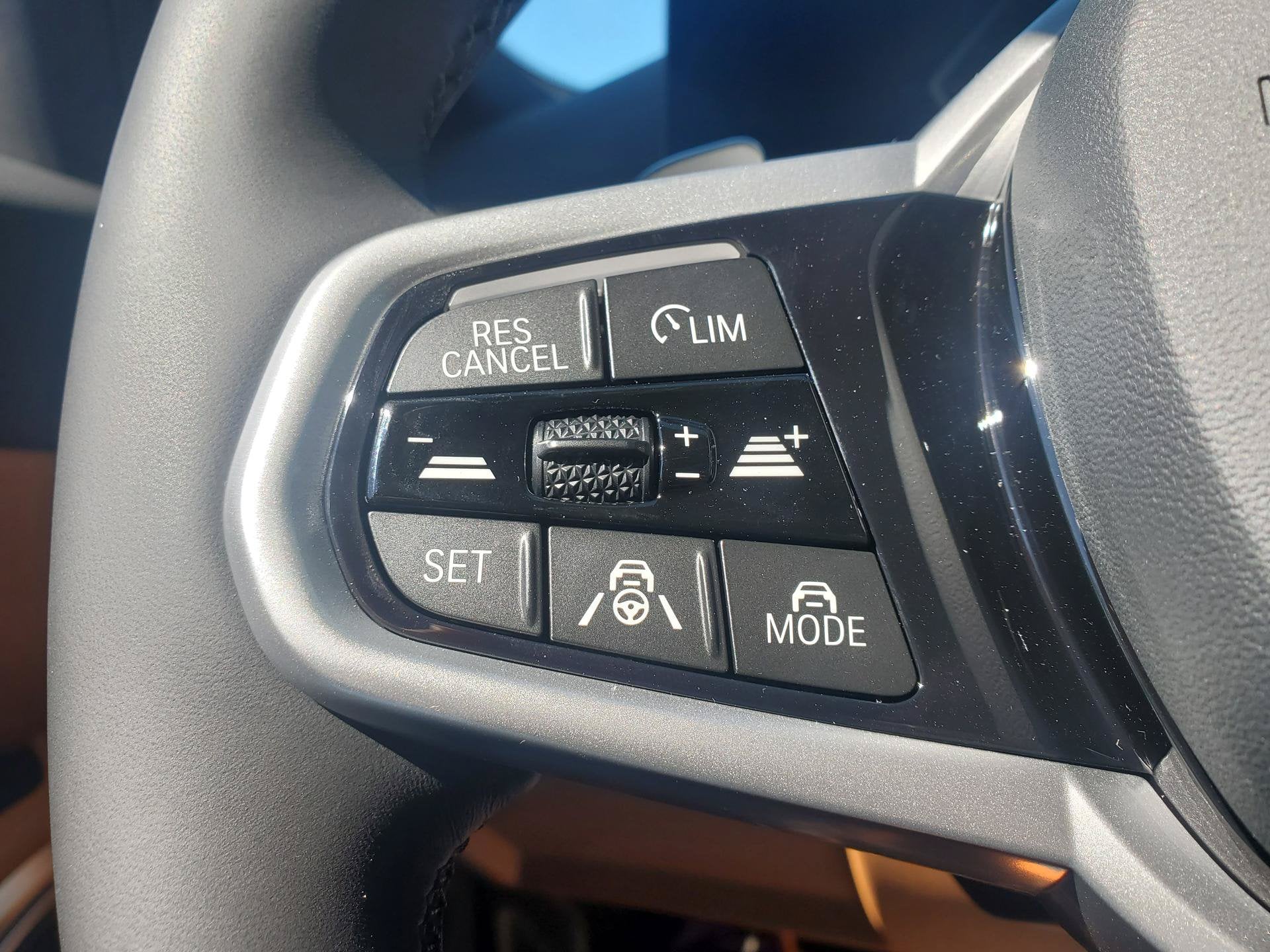 2026 BMW 3 Series 330i - Photo 27
