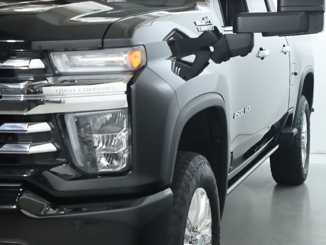 2022 Chevrolet Silverado 2500HD High Country photo 3