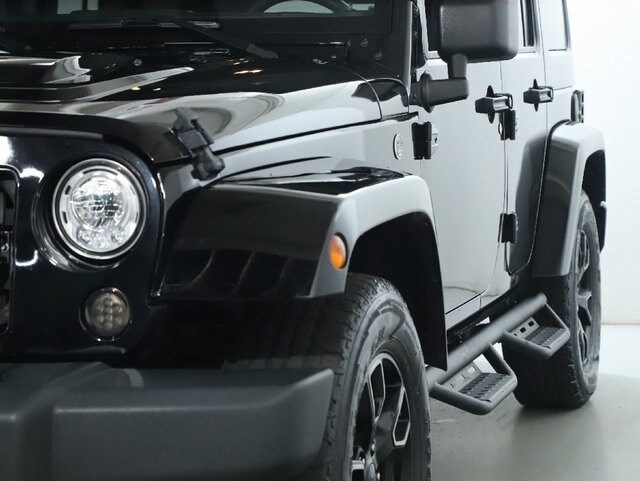 2018 Jeep Wrangler Unlimited Sahara photo 4